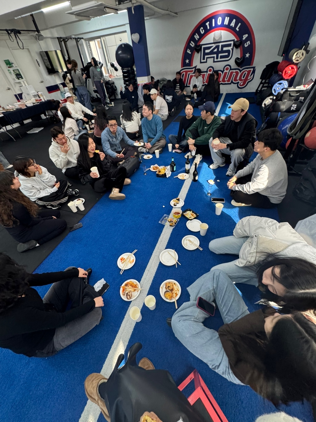 F45 교대 대표 이미지