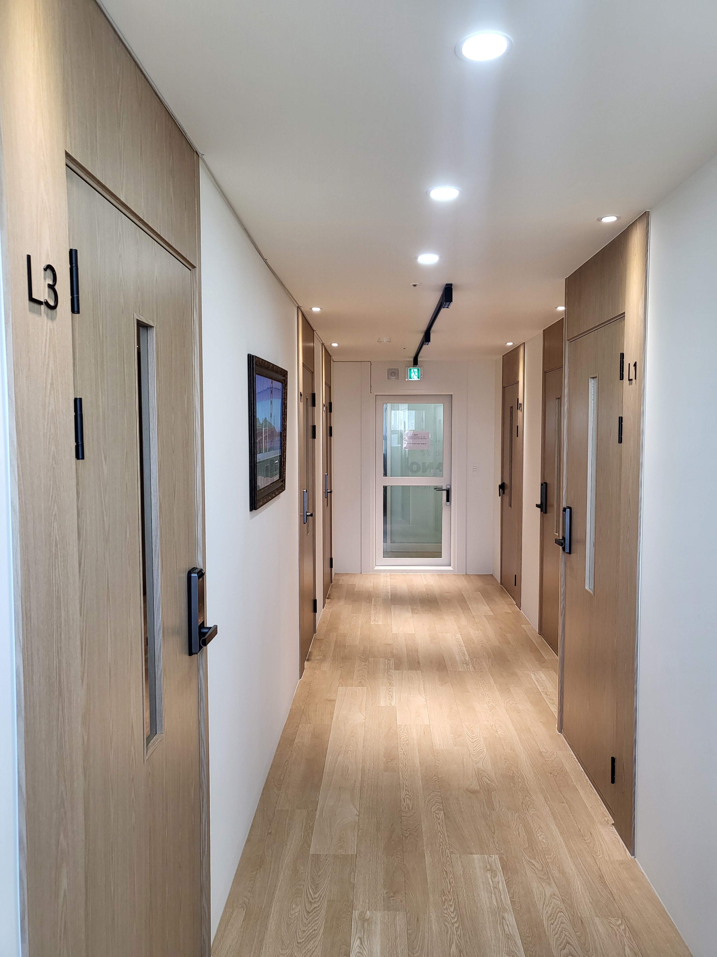 1번째 스튜디오 사진