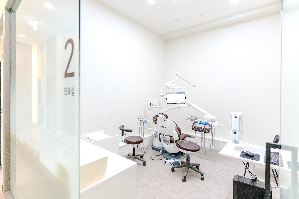 엘치과의원 대표 이미지