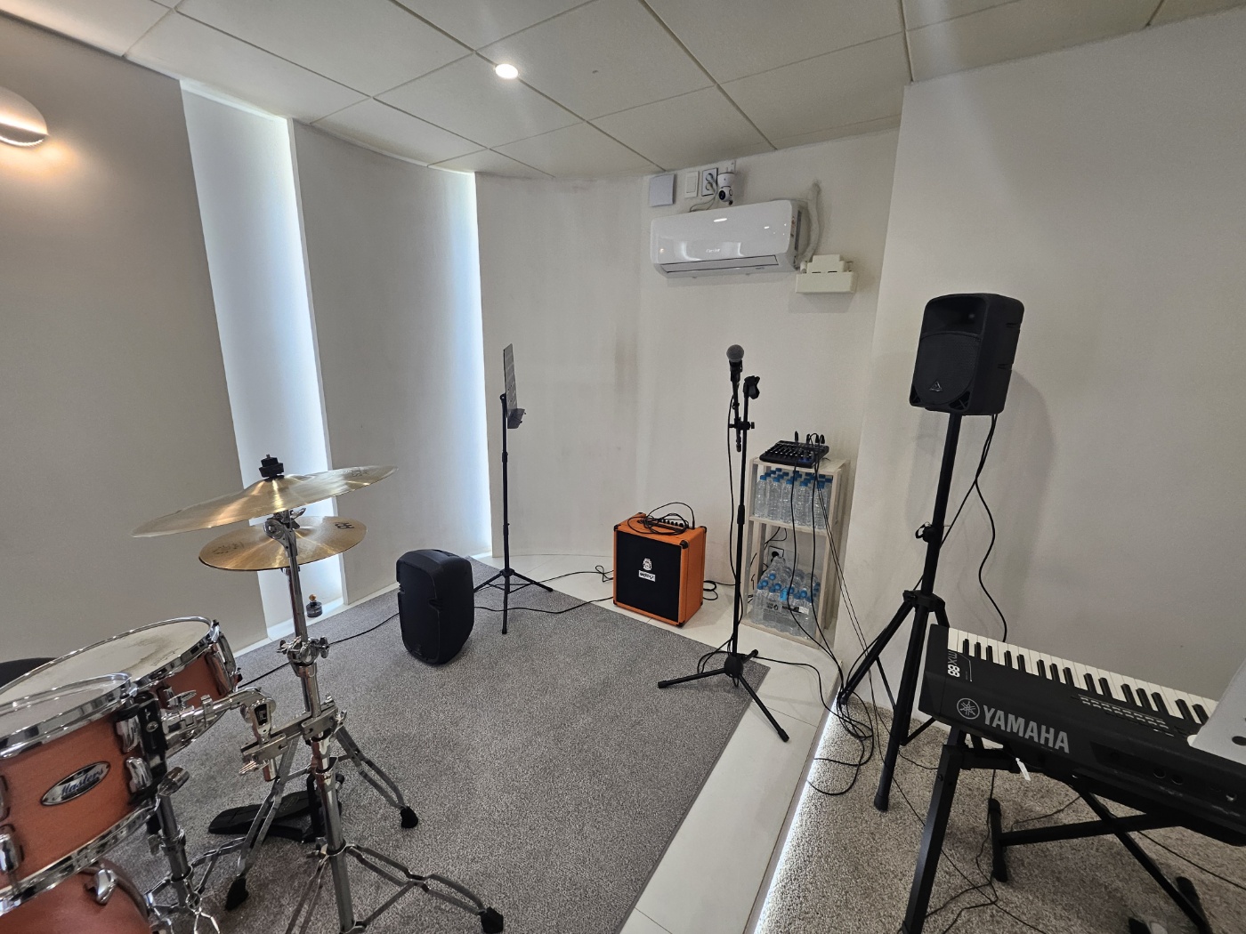 4번째 스튜디오 사진