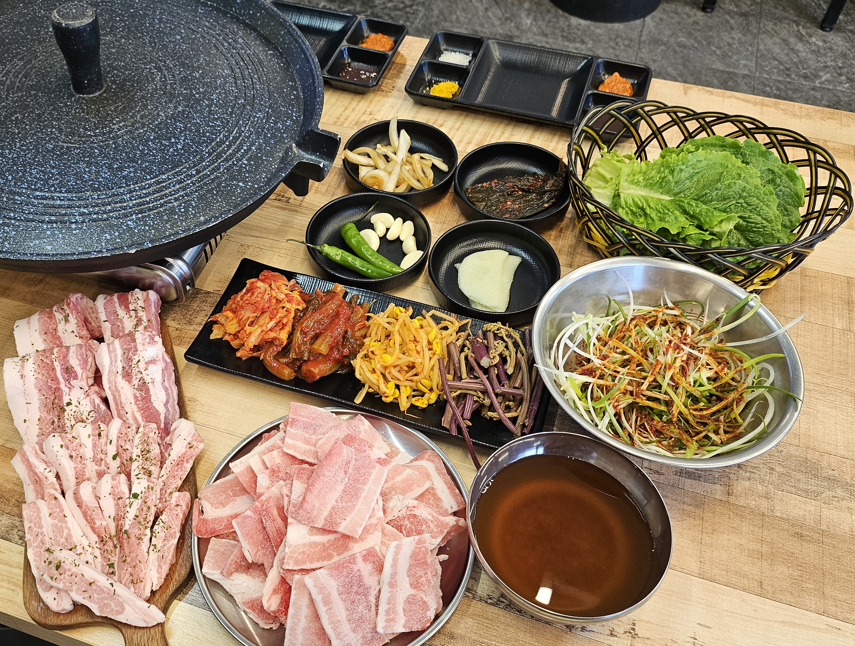 고심당 솥뚜껑삼겹살 냉삼겹 숙성생고기