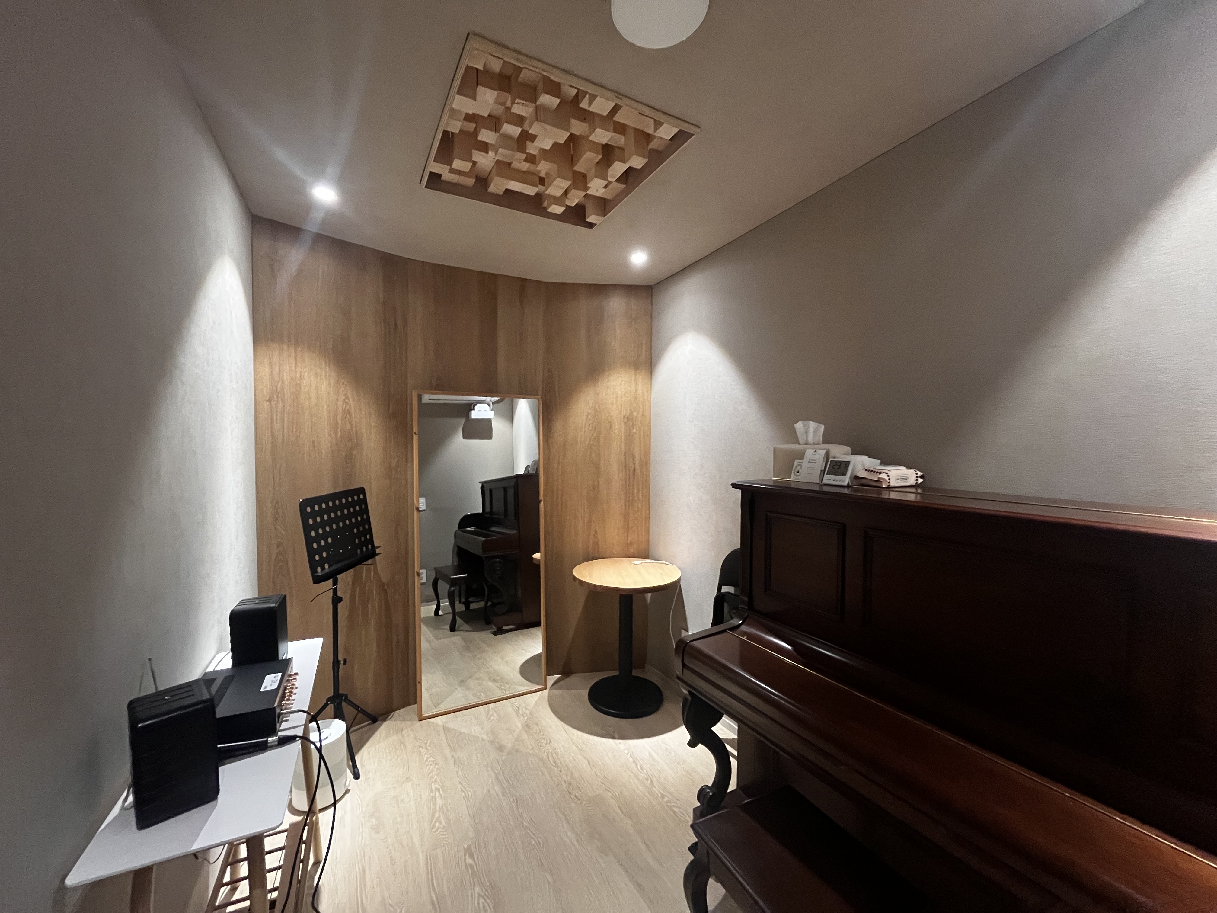 1번째 스튜디오 사진