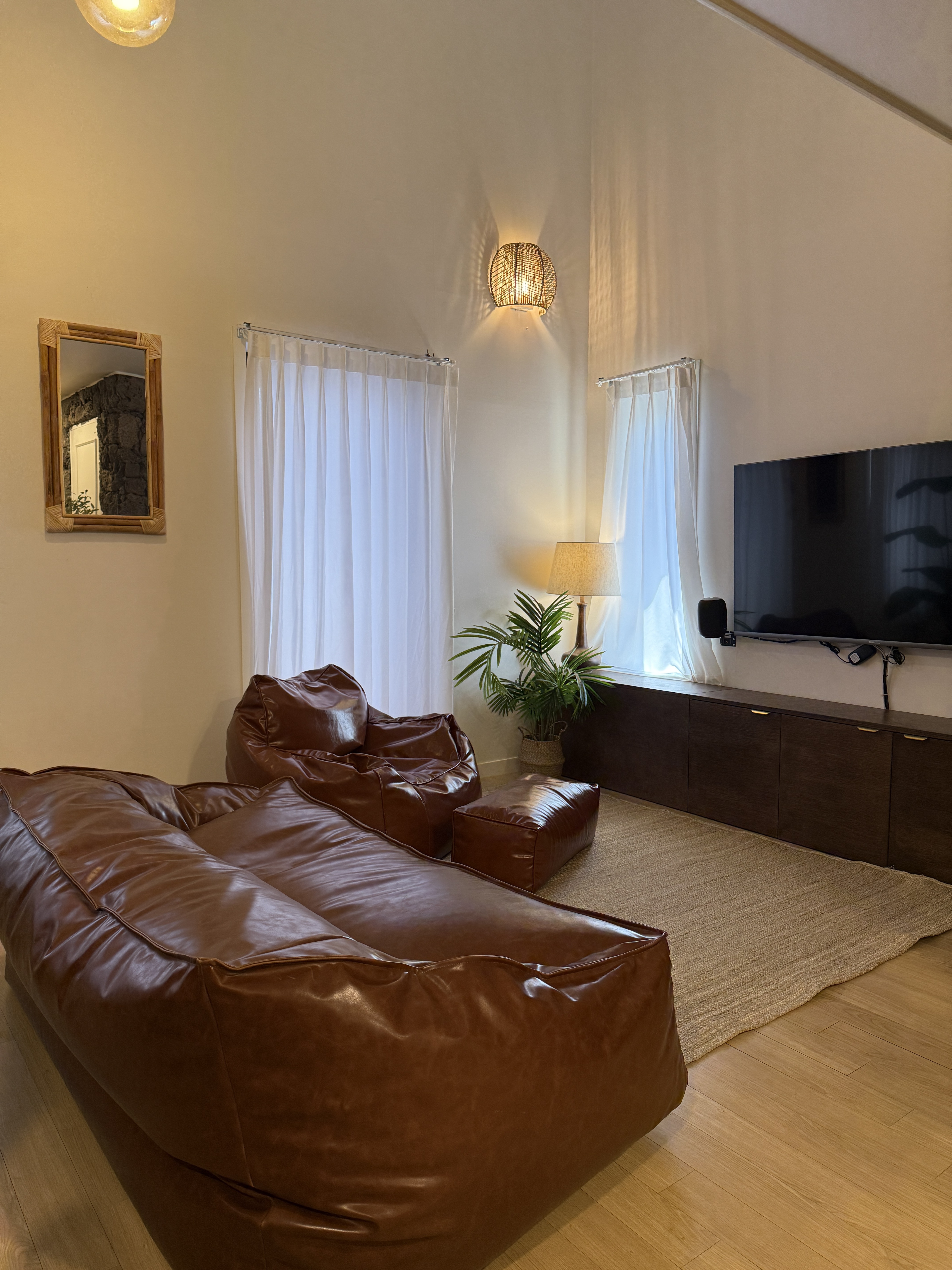 숙소 대표 이미지 1