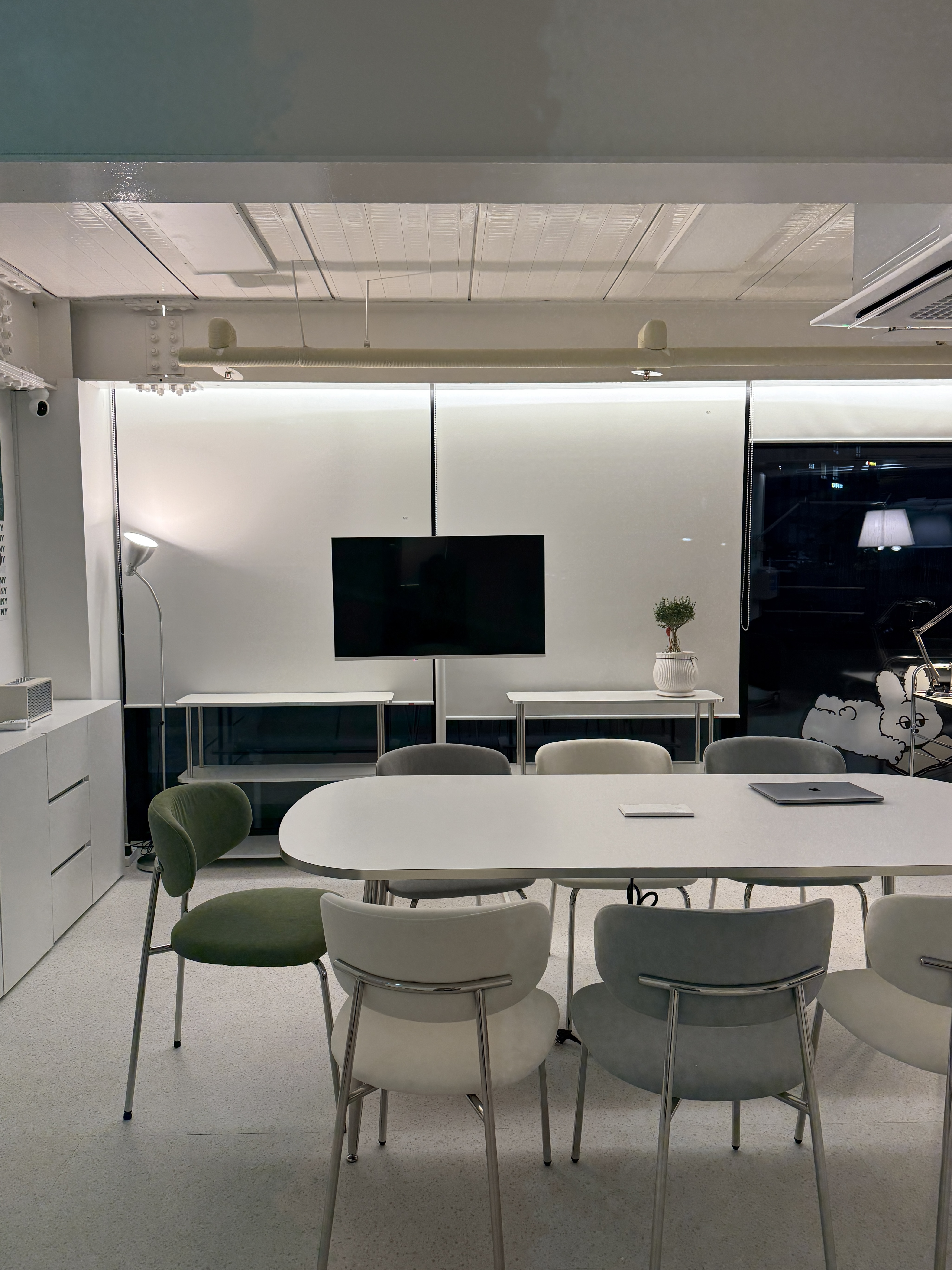 레이지버니타운 2호점 을지로 파티룸 모임공간 대표 이미지