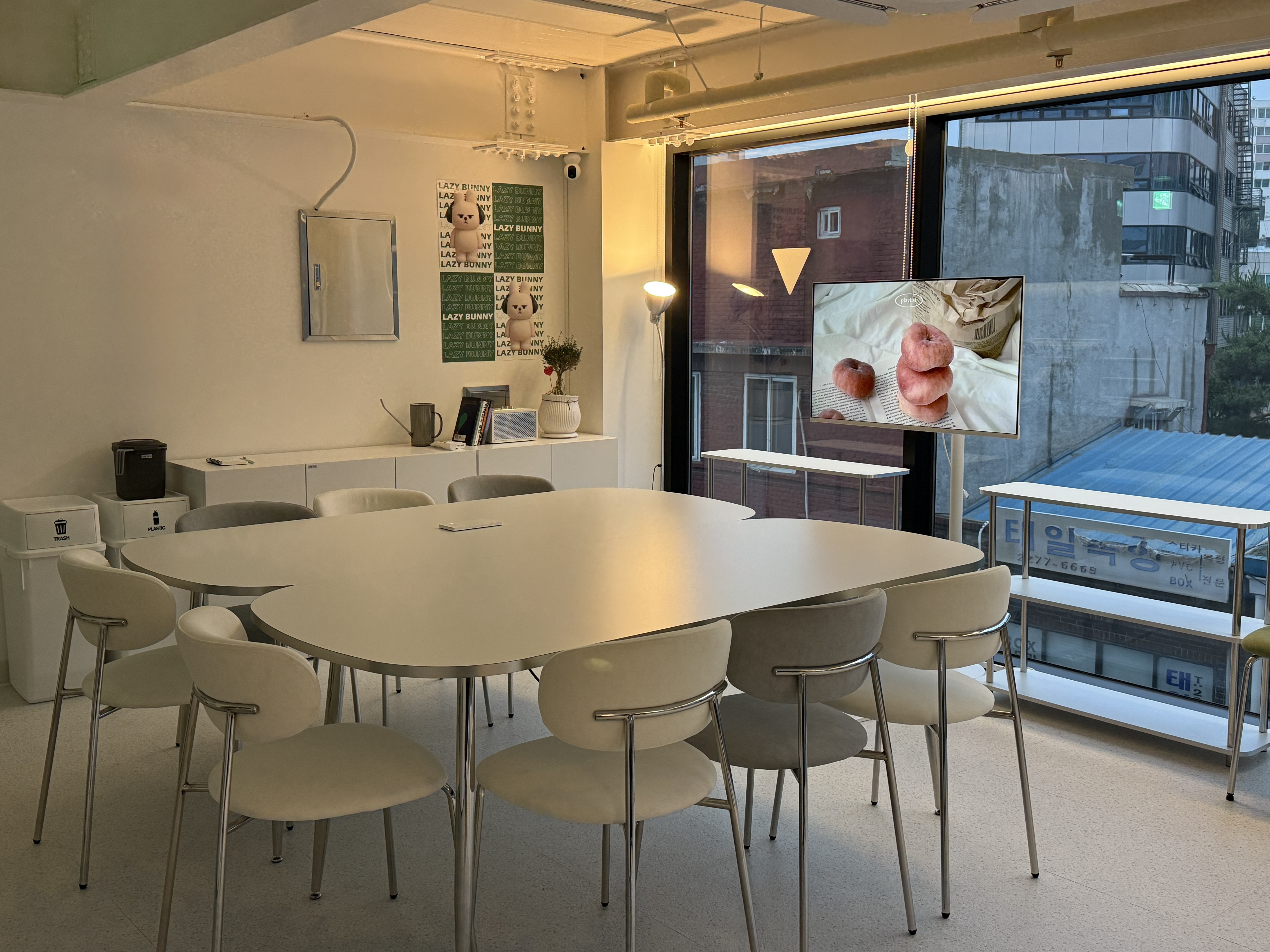 레이지버니타운 2호점 을지로 파티룸 모임공간 대표 이미지