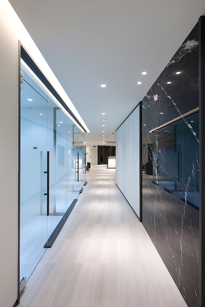 메이드영성형외과 대표 이미지