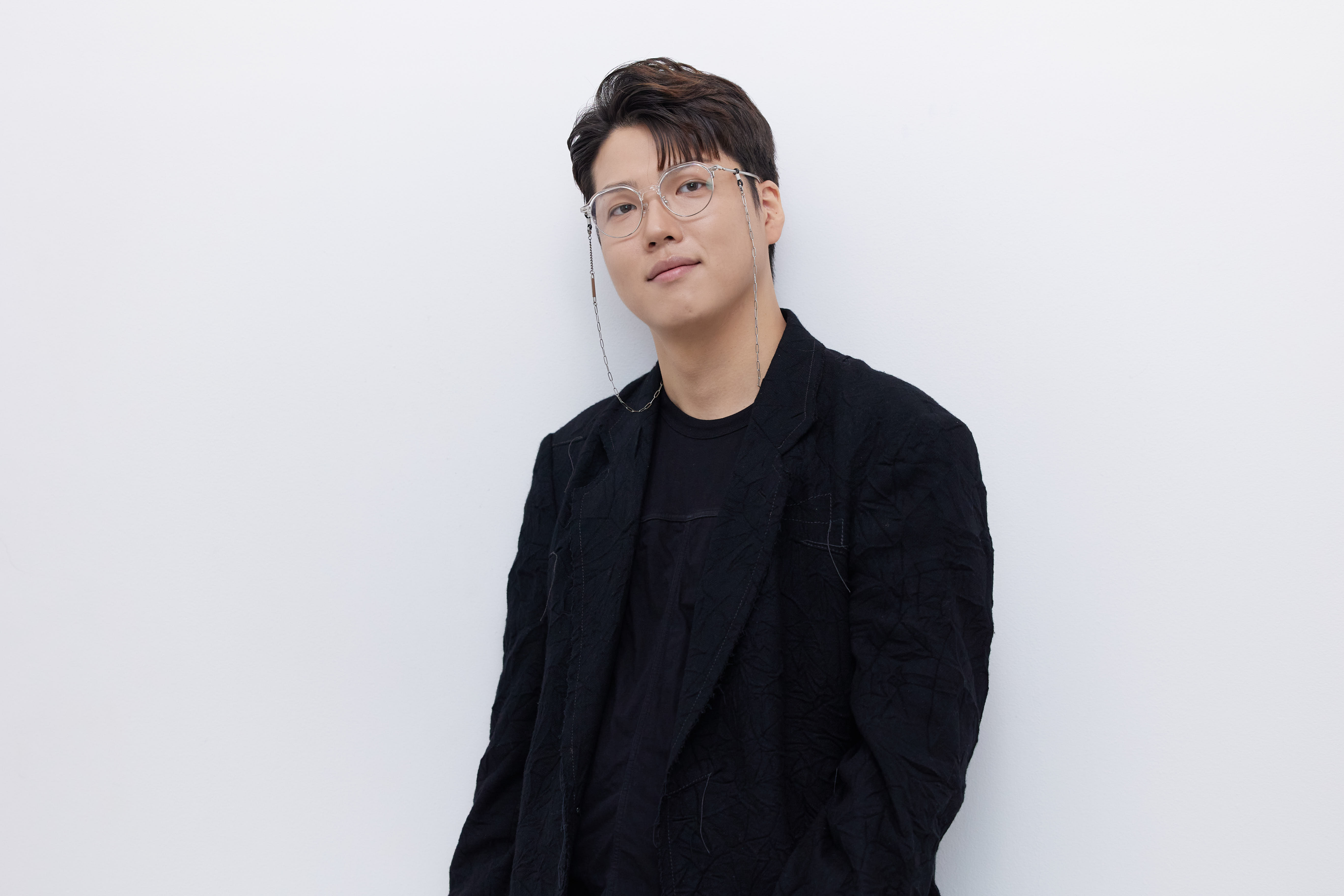 Seo Jun representative designer profile
