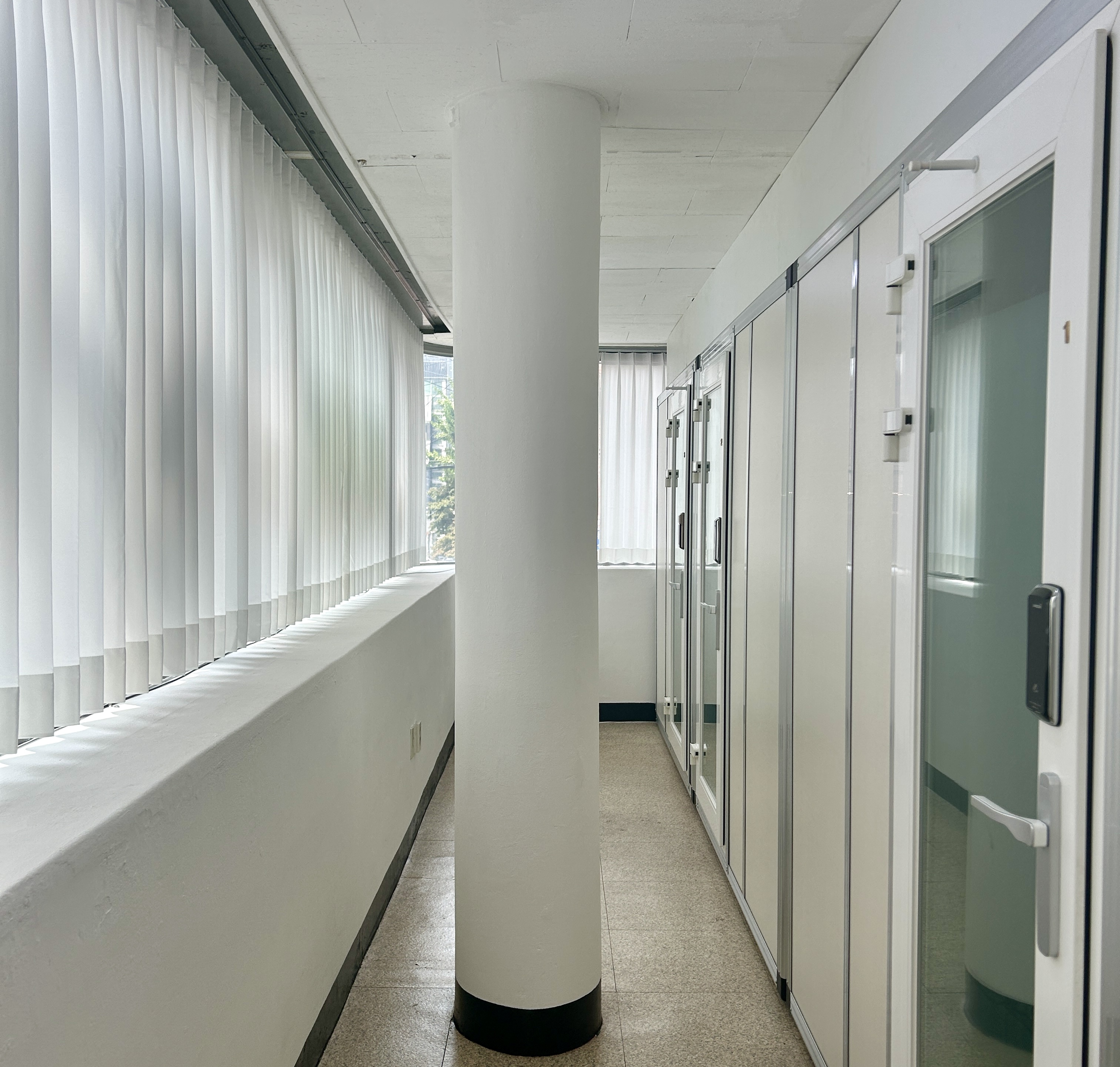 1번째 스튜디오 사진