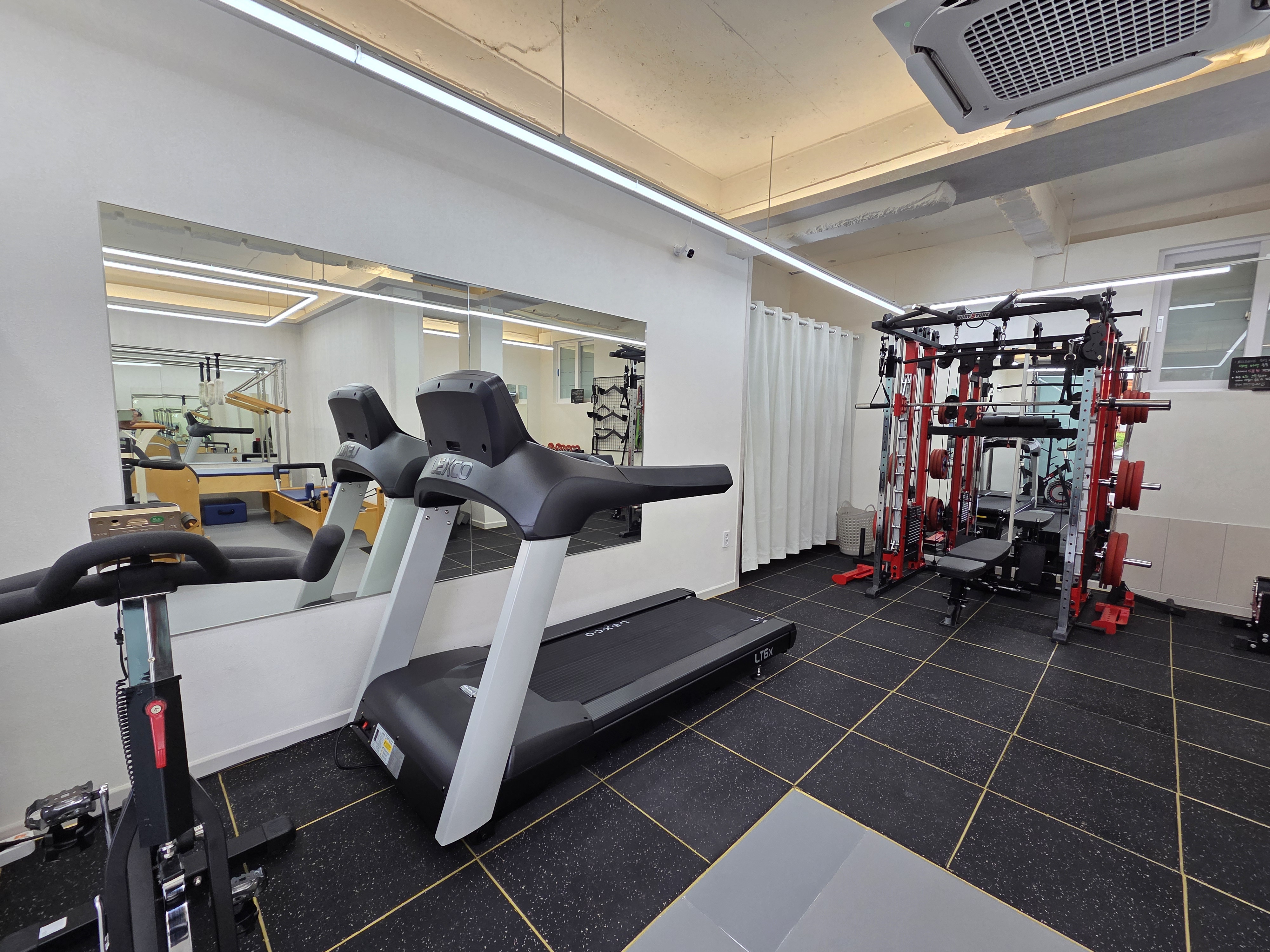 나홀로짐 필라테스 교대점 대표 이미지