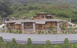 화개장터 근처 캠핑장 흙집섬진강풍경